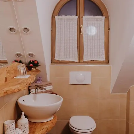 Koroska Hisa Pri Lipi, Boutique Hotel Muta Esterno foto