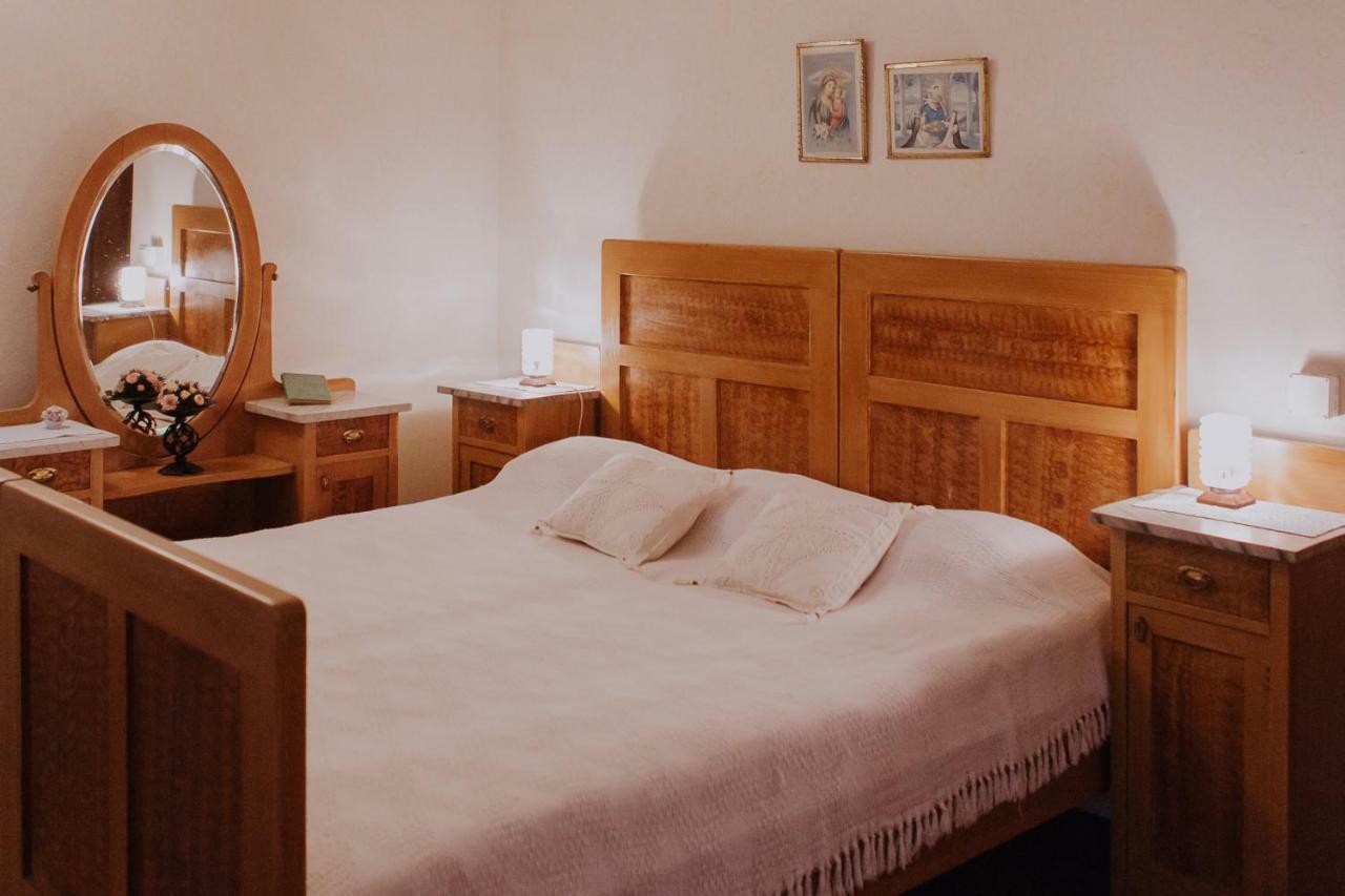 Koroska Hisa Pri Lipi, Boutique *