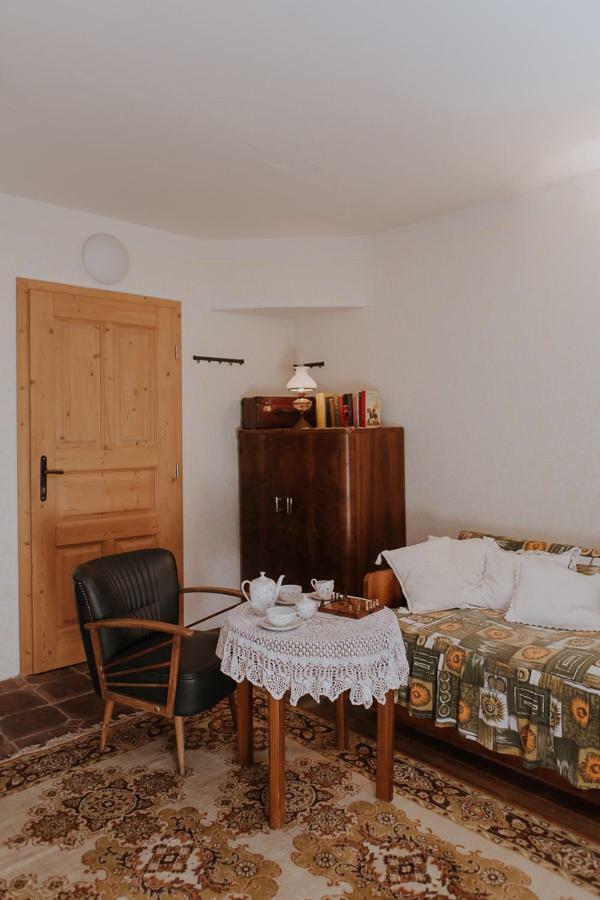 Koroska Hisa Pri Lipi, Boutique *